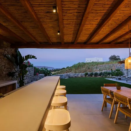 Vila Brand-new By The Sea Sancta Terra By Aesthia Estate *